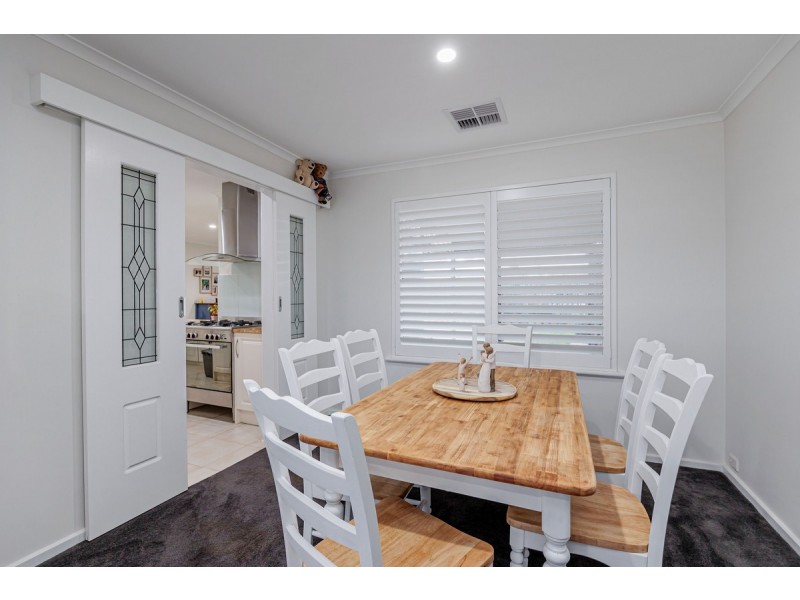 2 Graywood Court, North Haven SA 5018