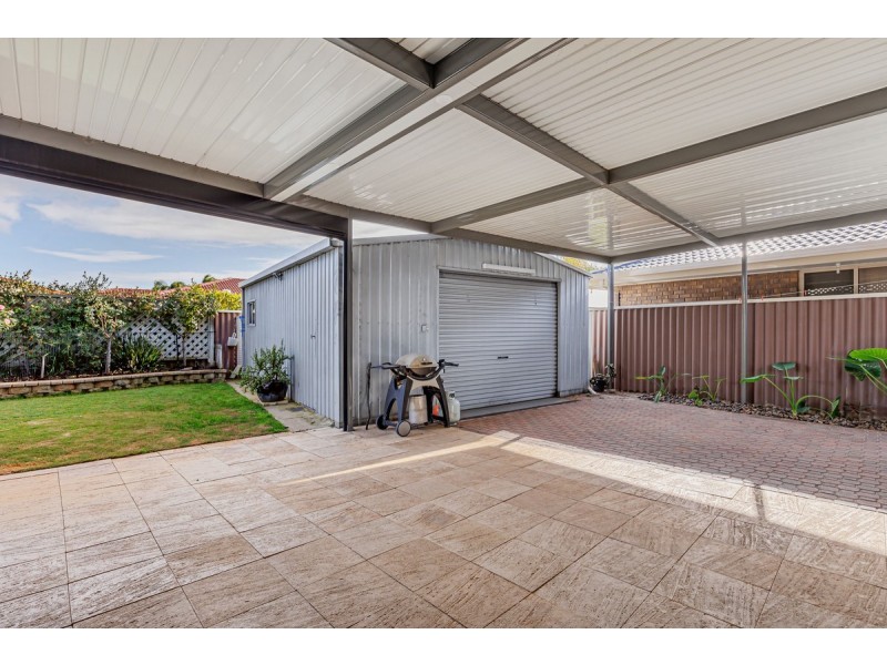 2 Graywood Court, North Haven SA 5018