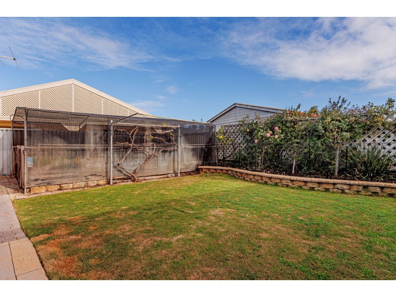 2 Graywood Court, North Haven SA 5018