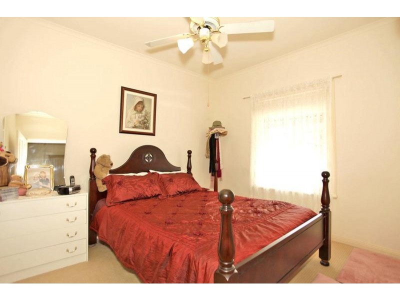 14 Windermere Crescent, Mawson Lakes SA 5095