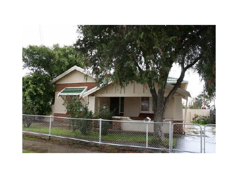 13 Aroona Road, Kilkenny SA 5009