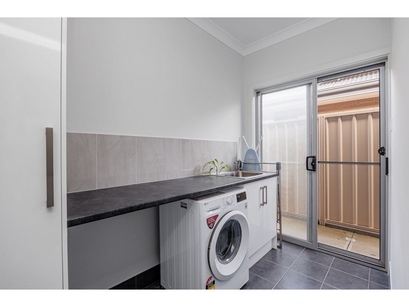 6 Pelagic Street, Seaford Meadows SA 5169