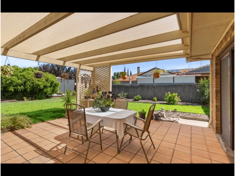 8 Birkdale Grove, West Lakes SA 5021