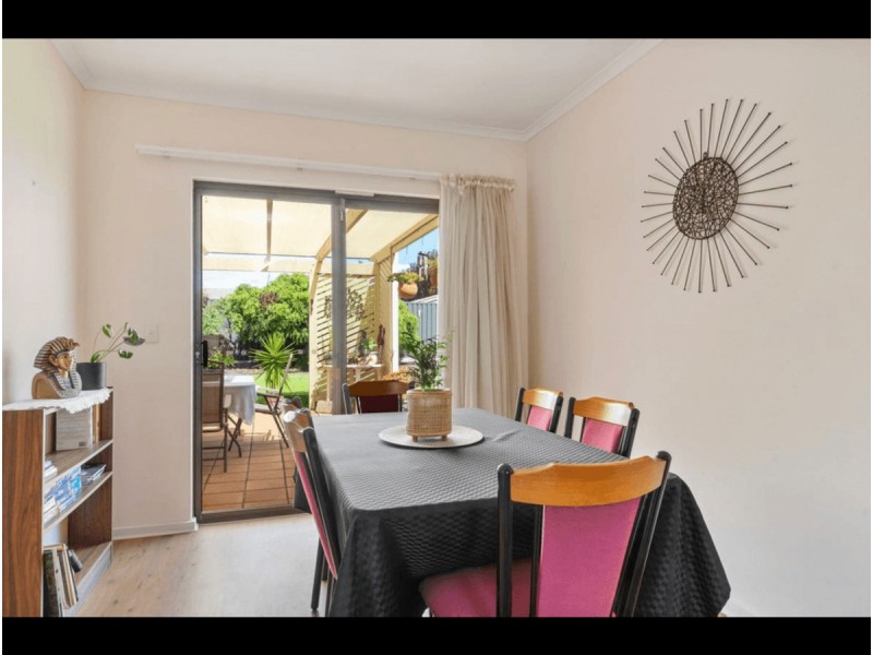 8 Birkdale Grove, West Lakes SA 5021