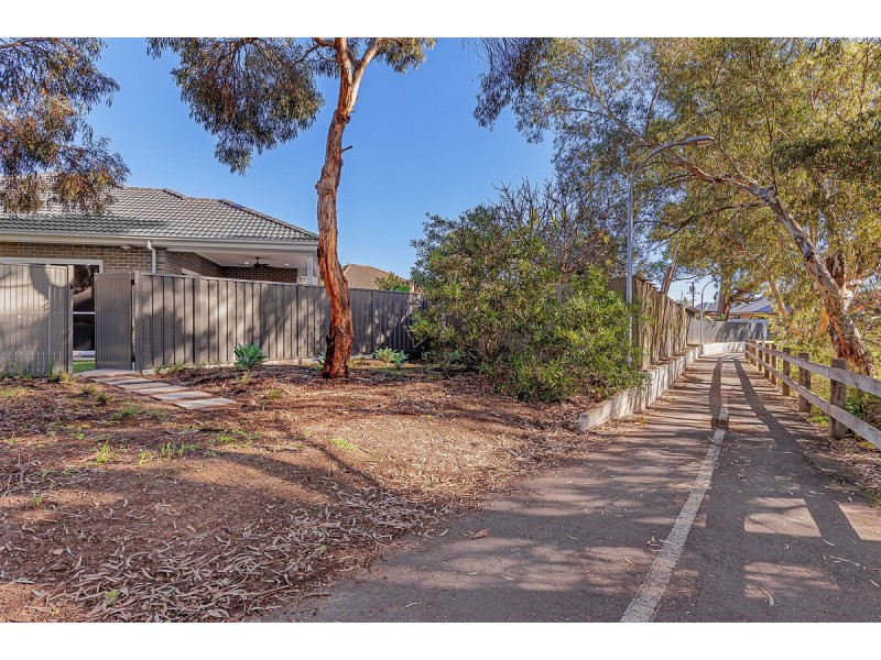 17 Simmons Crescent, Flinders Park SA 5025