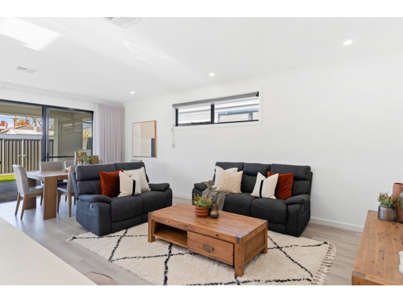 11 Hawke Street, Albert Park SA 5014