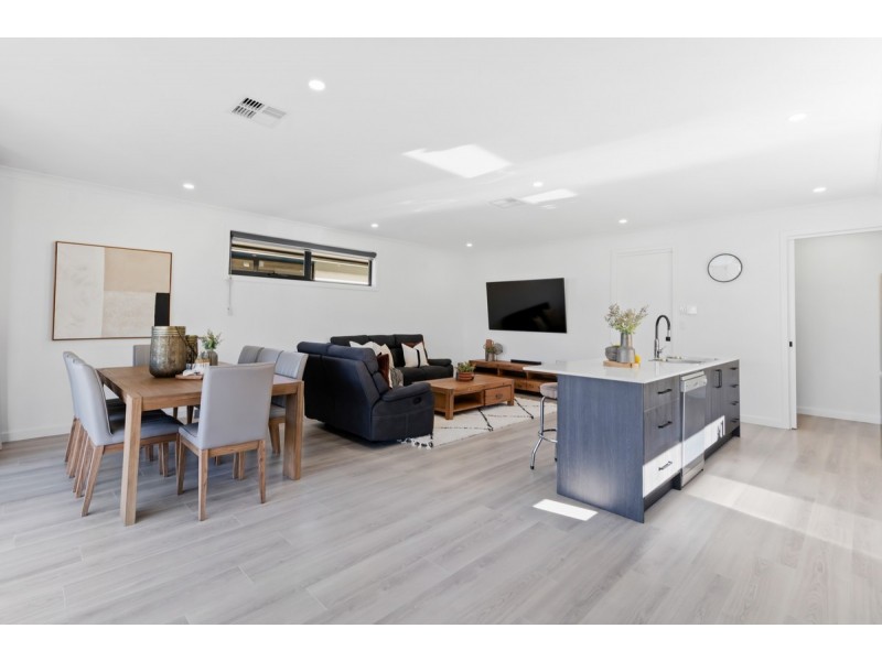 11 Hawke Street, Albert Park SA 5014