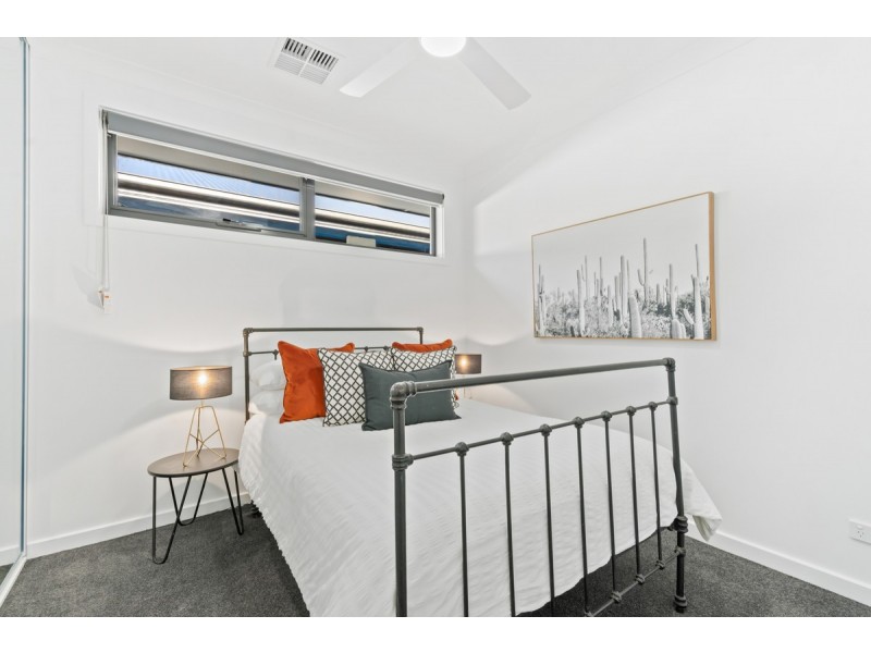 11 Hawke Street, Albert Park SA 5014
