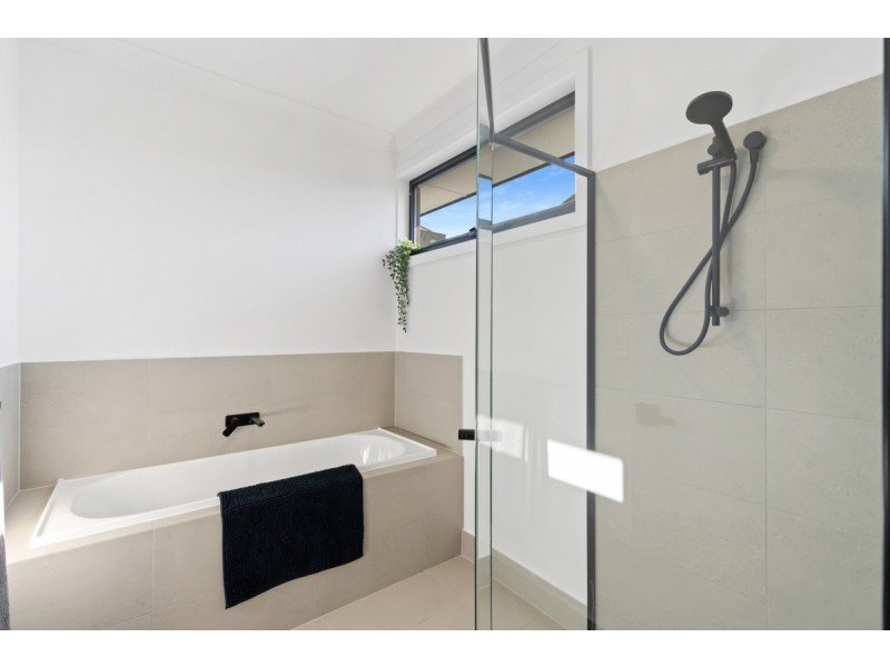 11 Hawke Street, Albert Park SA 5014