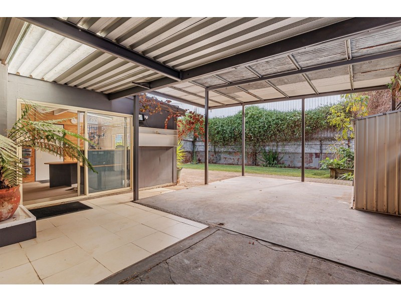 6 Fifth Street, Wingfield SA 5013