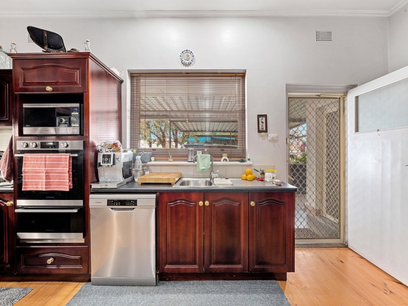 1 Cudmore Terrace, Henley Beach South SA 5022