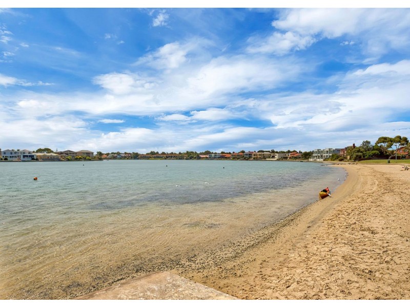 22a Woodlake Avenue, West Lakes SA 5021