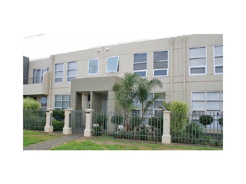 27 Ray Street, Findon SA 5023