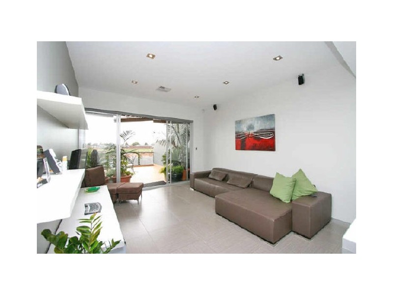 27 Ray Street, Findon SA 5023