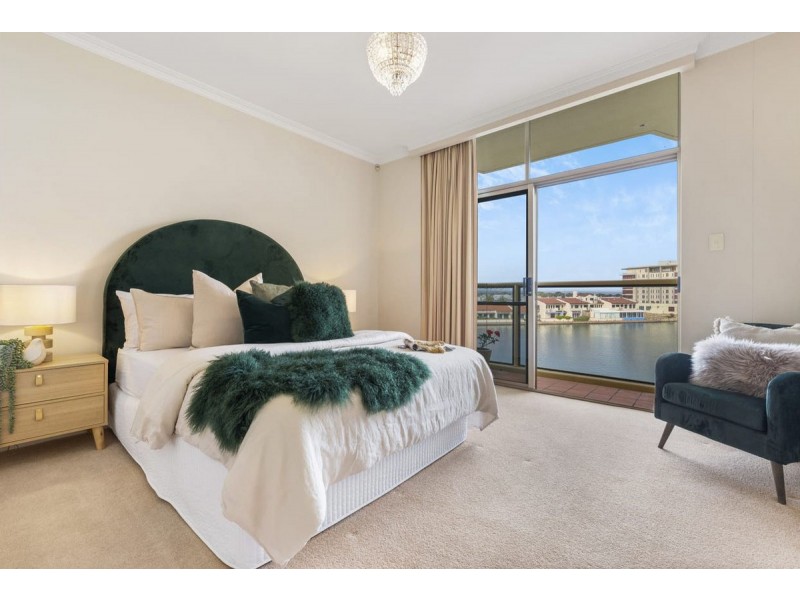 8/24 Martin Court, West Lakes SA 5021