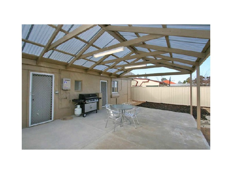 2a Risely Avenue, Royal Park SA 5014