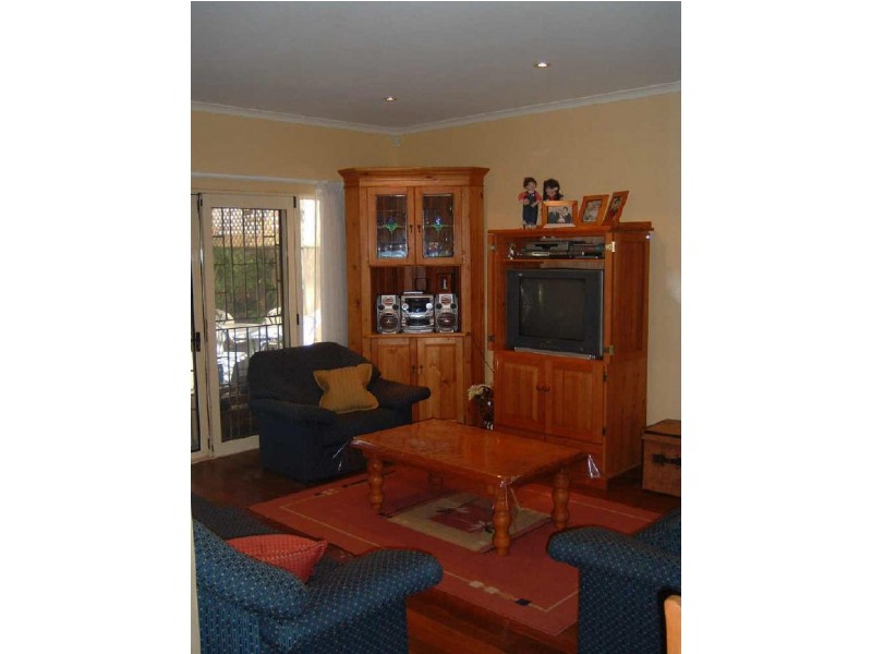 9 Knapman Crescent, Port Adelaide SA 5015