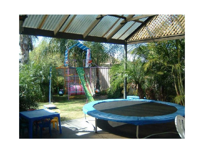 9 Knapman Crescent, Port Adelaide SA 5015