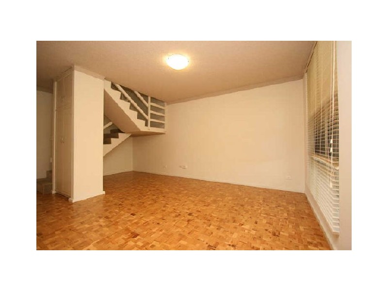 1/1 Mooloola Way, West Lakes Shore SA 5020