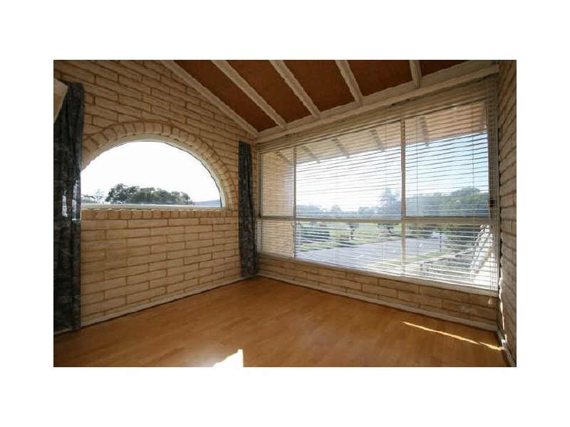 1/1 Mooloola Way, West Lakes Shore SA 5020