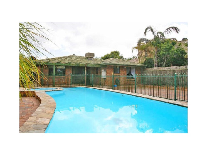72 Lochside Drive, West Lakes SA 5021