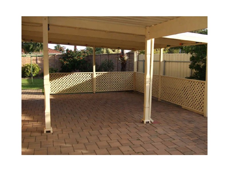 9 Dolphin Terrace, West Lakes Shore SA 5020