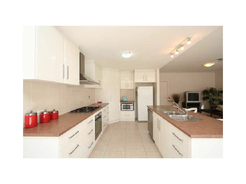 20 Mariners Crescent, West Lakes SA 5021