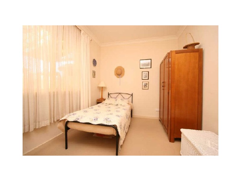 17 Raymond Avenue, Seaton SA 5023