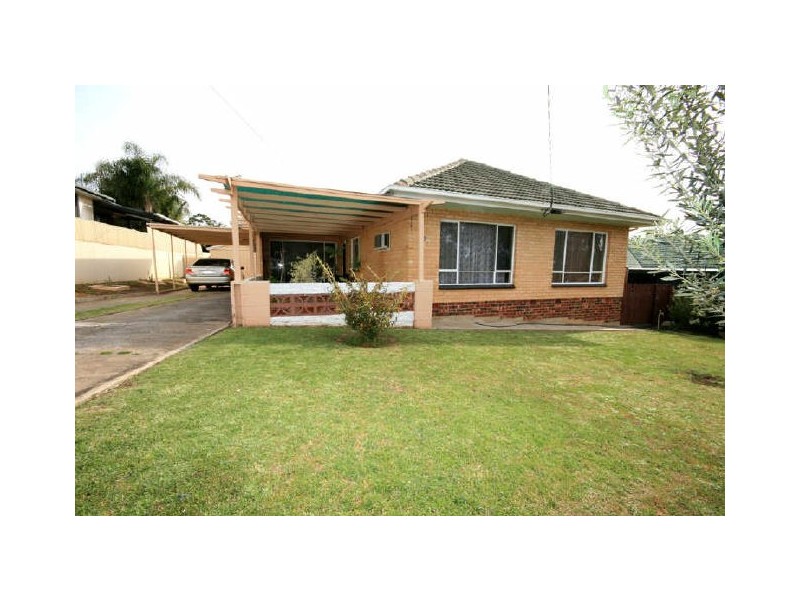 63 Williamson Road, Para Hills SA 5096