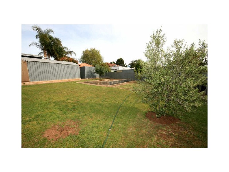 63 Williamson Road, Para Hills SA 5096