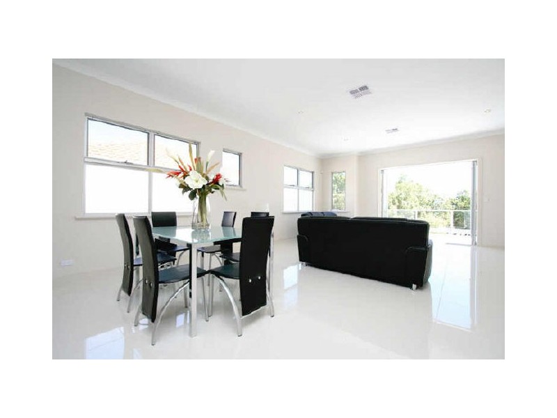 24 Esplanade, Semaphore South SA 5019