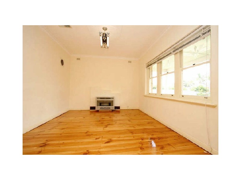 60 La Perouse Avenue, Flinders Park SA 5025