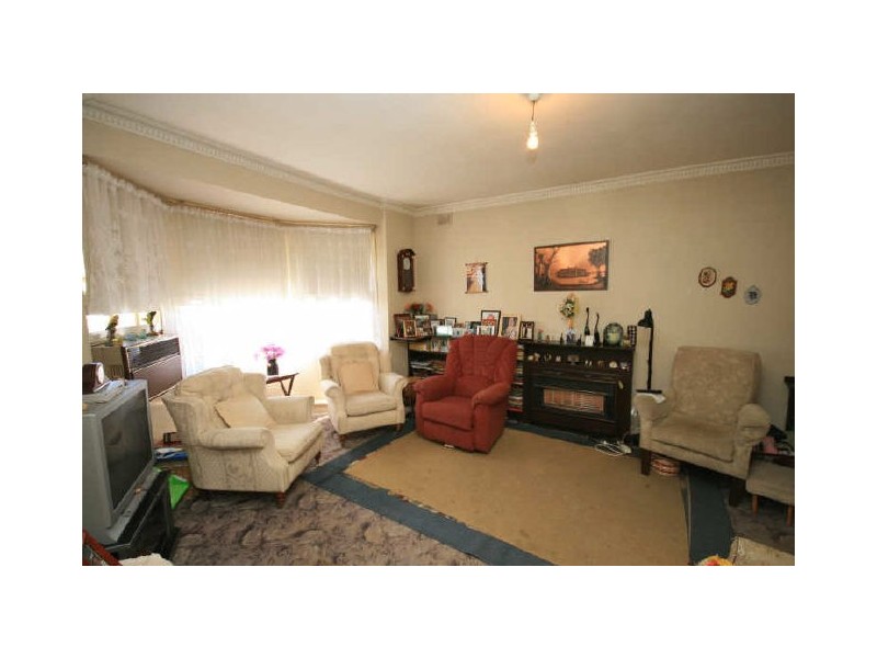 35 Southern Avenue, St Marys SA 5042