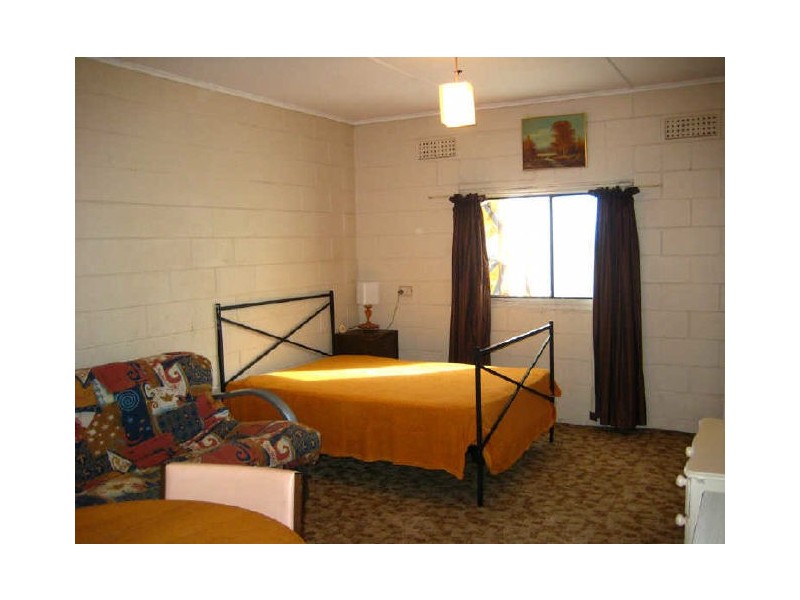 5 Recreation Drive, Middle Beach SA 5501