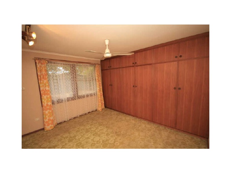 4 Baron Avenue, Ingle Farm SA 5098