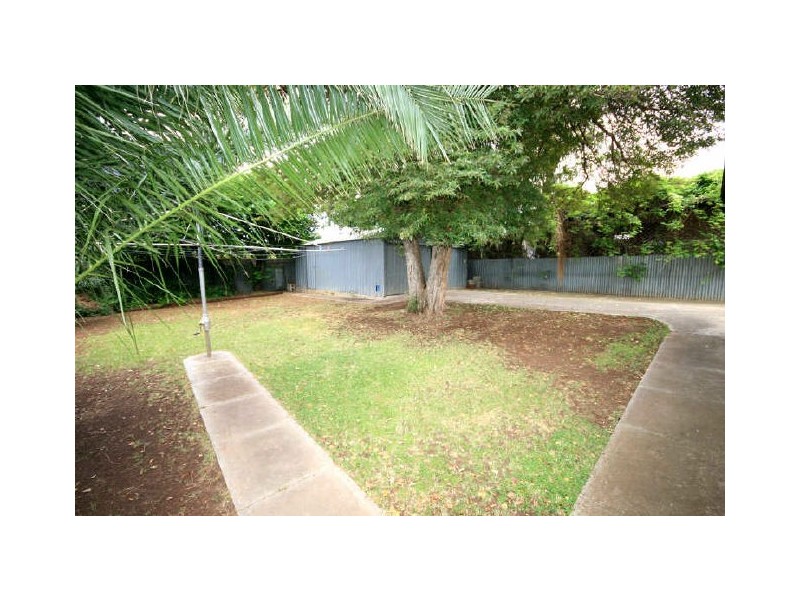 4 Baron Avenue, Ingle Farm SA 5098