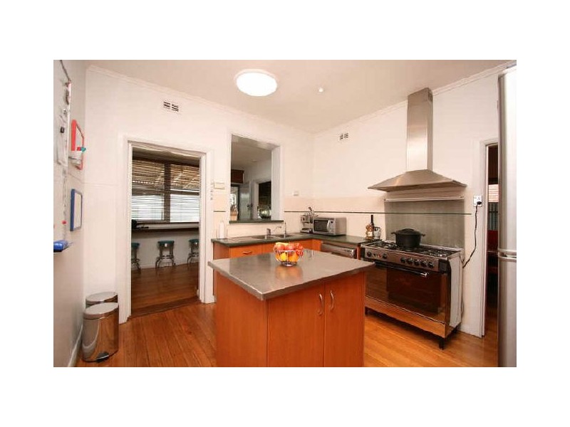 7 Kenilworth Street, Largs North SA 5016