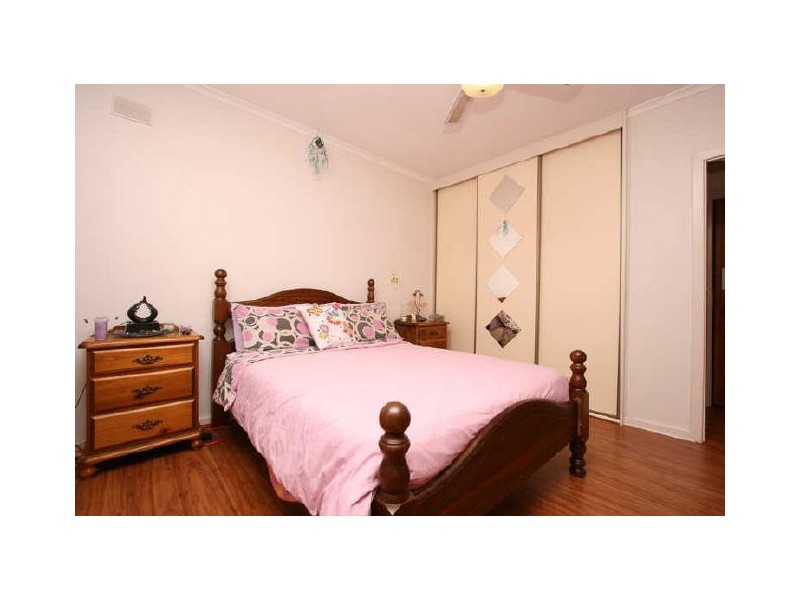 18 Medina Street, Taperoo SA 5017