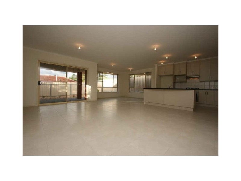 17A Diamond Avenue, Gilles Plains SA 5086