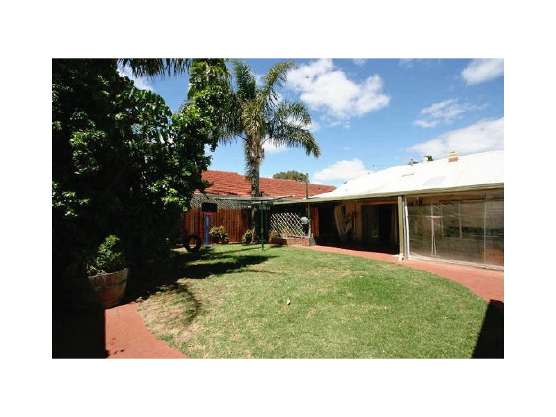 8 Lapthorne Street, Glenelg East SA 5045