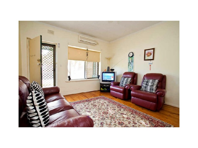 2/7 Main Street, Henley Beach SA 5022