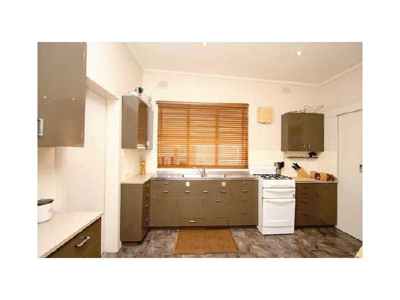 34 Dumfries Avenue, Seaton SA 5023