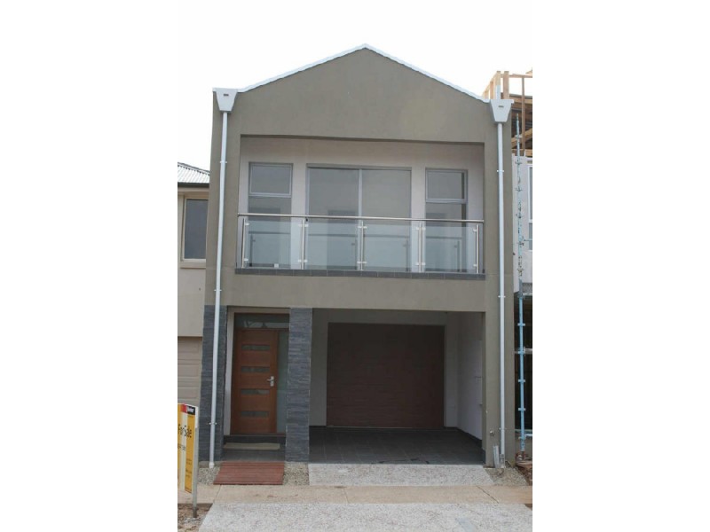 8 Pine Ct, Mawson Lakes SA 5095