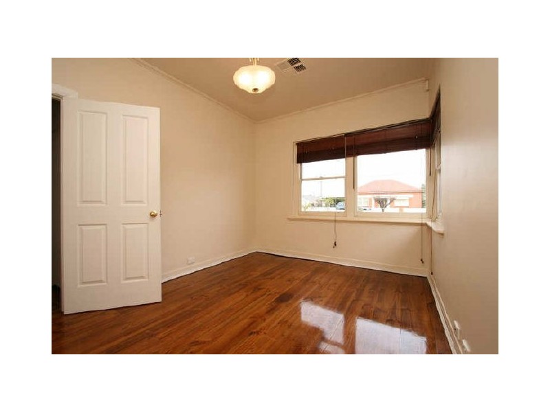 44 Flinders Parade, Flinders Park SA 5025