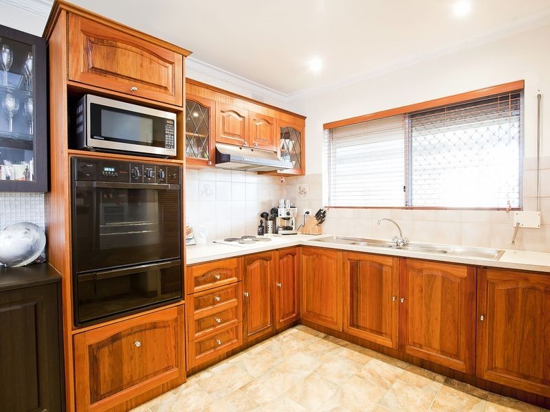 5a Angley Avenue, Findon SA 5023