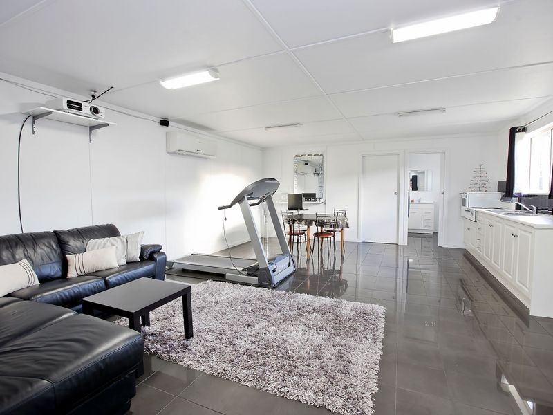 5a Angley Avenue, Findon SA 5023