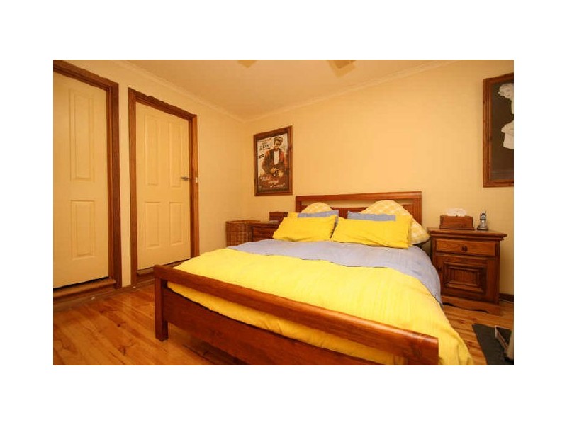 6 Mariners Crescent, West Lakes SA 5021