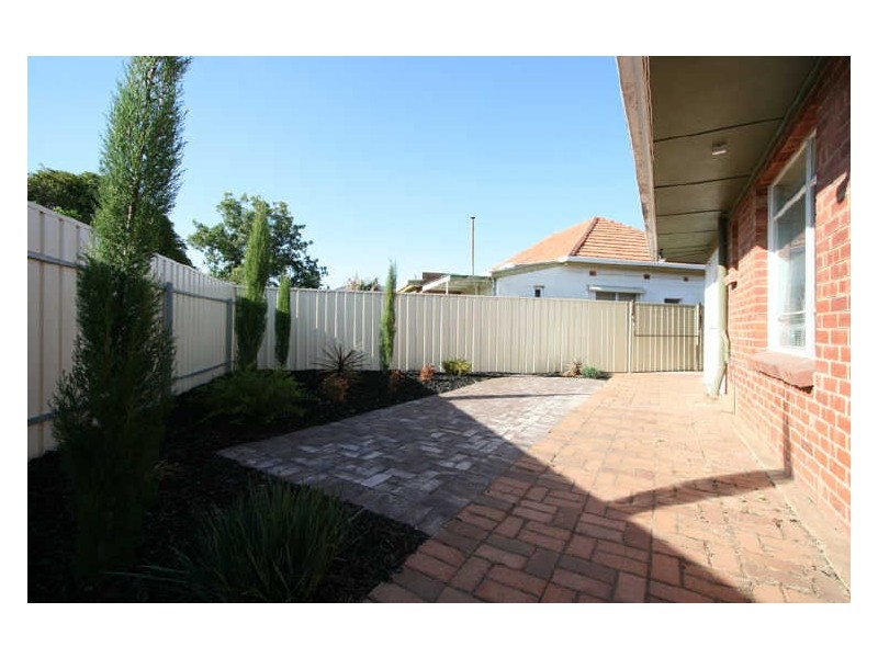 11 Fraser Street, Woodville South SA 5011