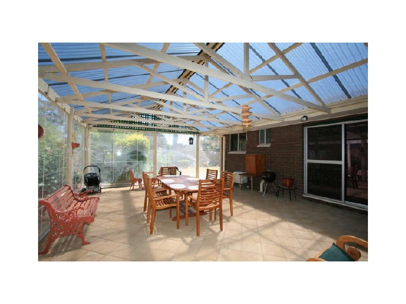 30 Greenfield Crescent, West Lakes Shore SA 5020