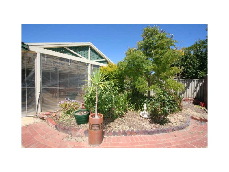 30 Greenfield Crescent, West Lakes Shore SA 5020